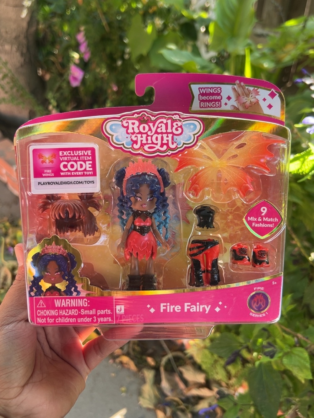 Royal High Fire Fairy Doll - Pink & Orange Playset